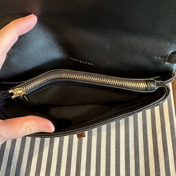 Tory Burch Kira Chain Wallet black with gold hardware with dust bag LIKE NEW - Picture 8 of 16